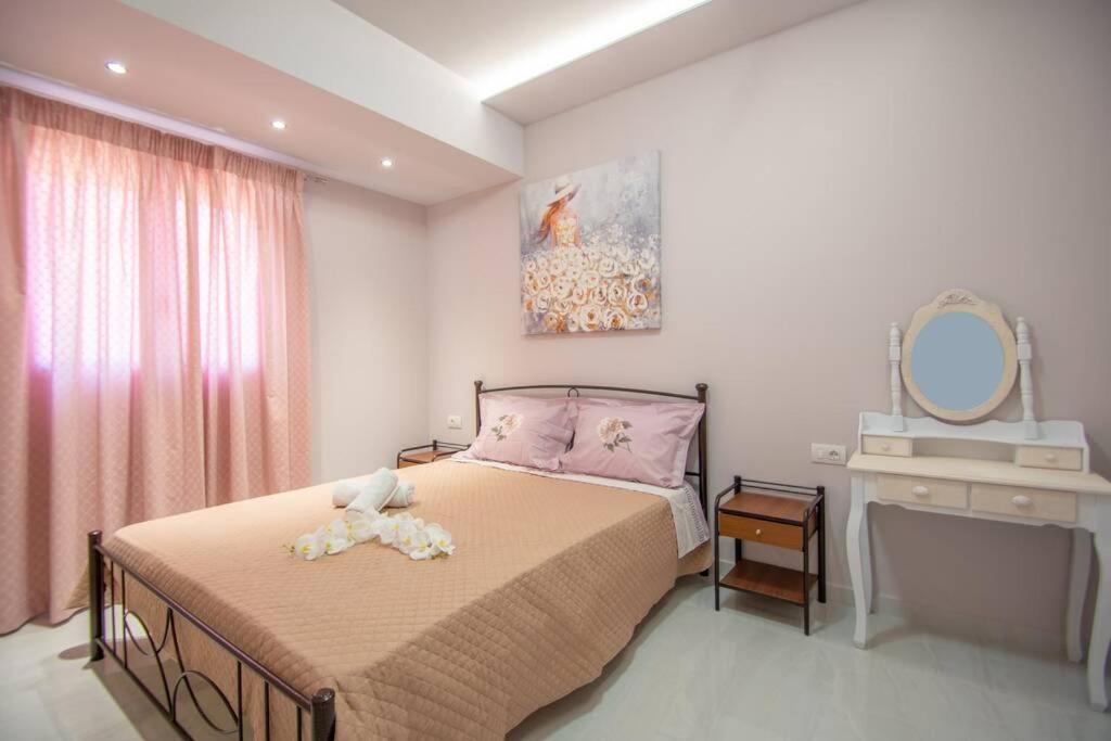 Zakynthos Town Modern Roof Apartment Esterno foto